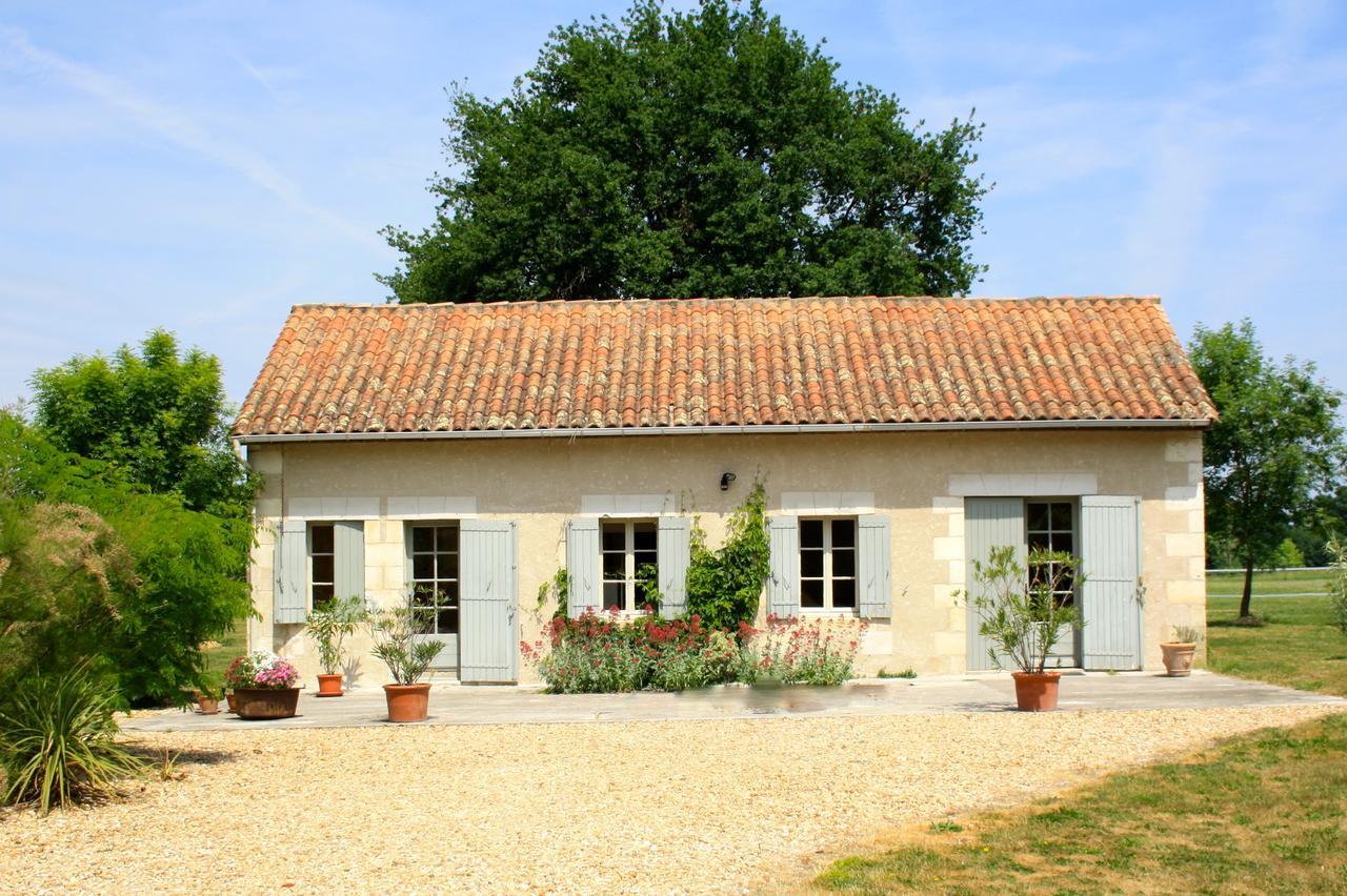 Chateau Le Mas De Montet Petit-Bersac Екстериор снимка